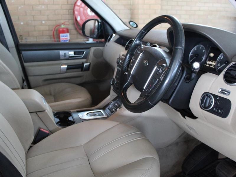 2016 Land Rover Discovery 4